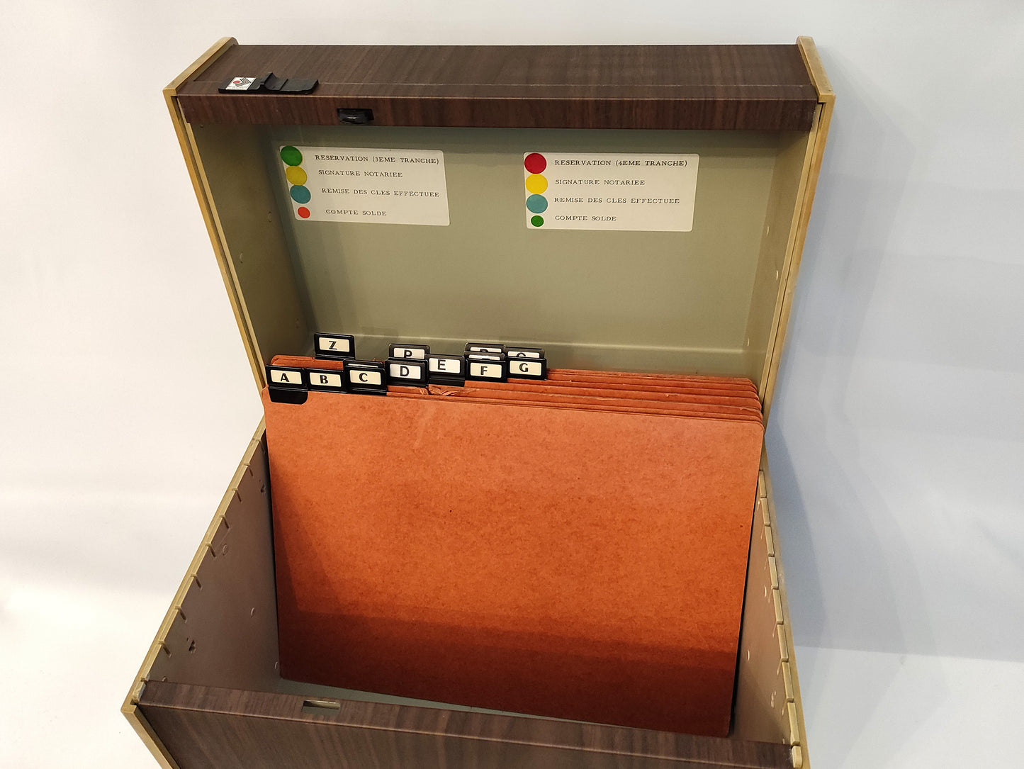 Boîte d'archives au temps de... marron