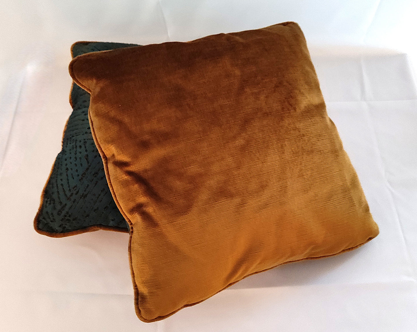 Coussin bleu canard de La Maison