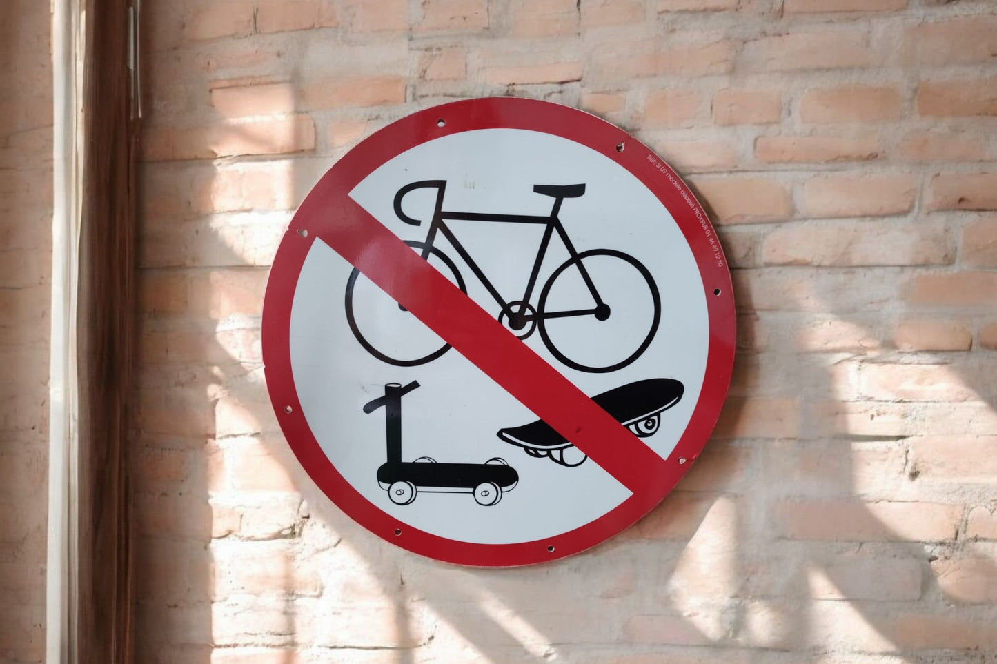 Interdit aux deux roues