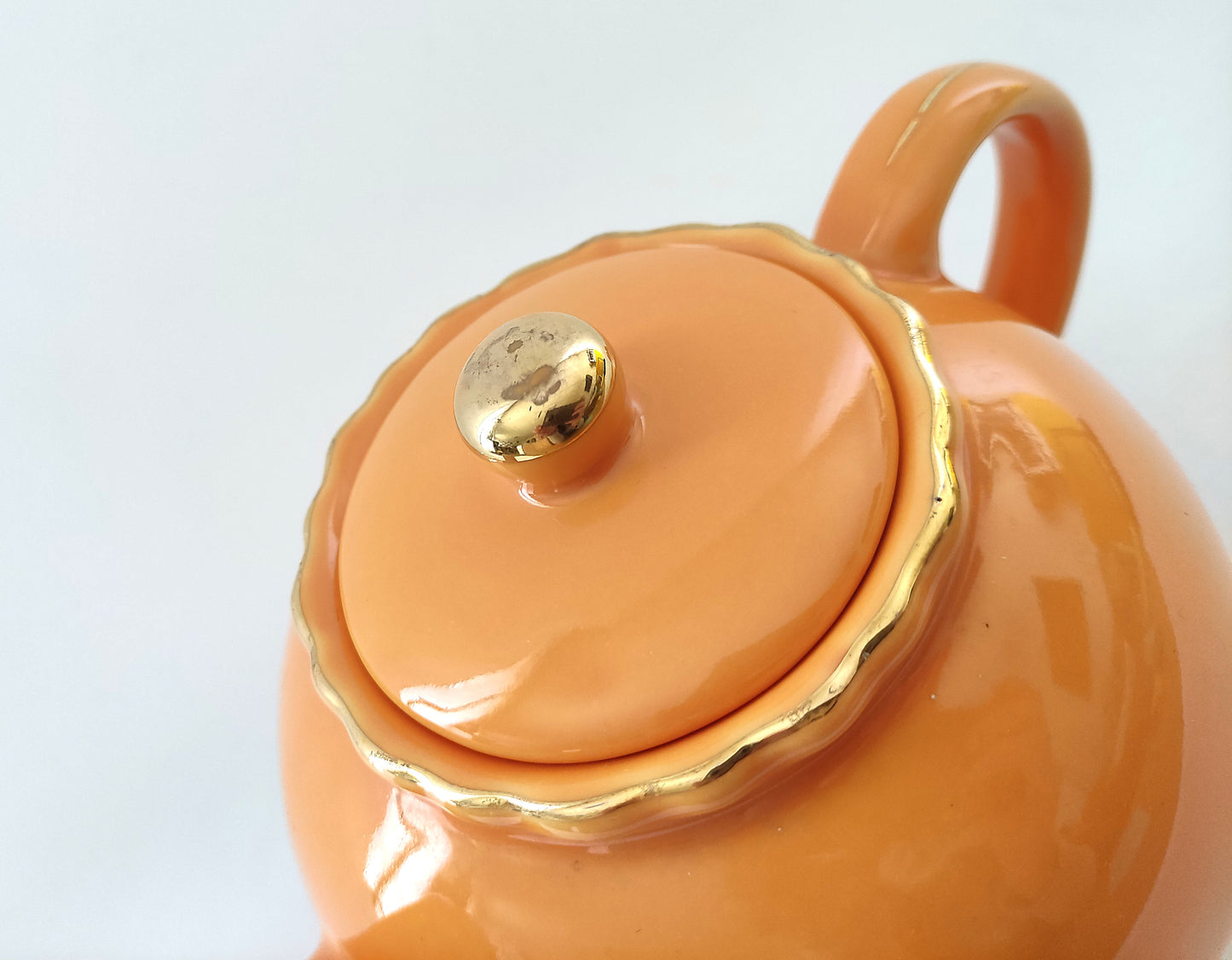 Théière rétro orange