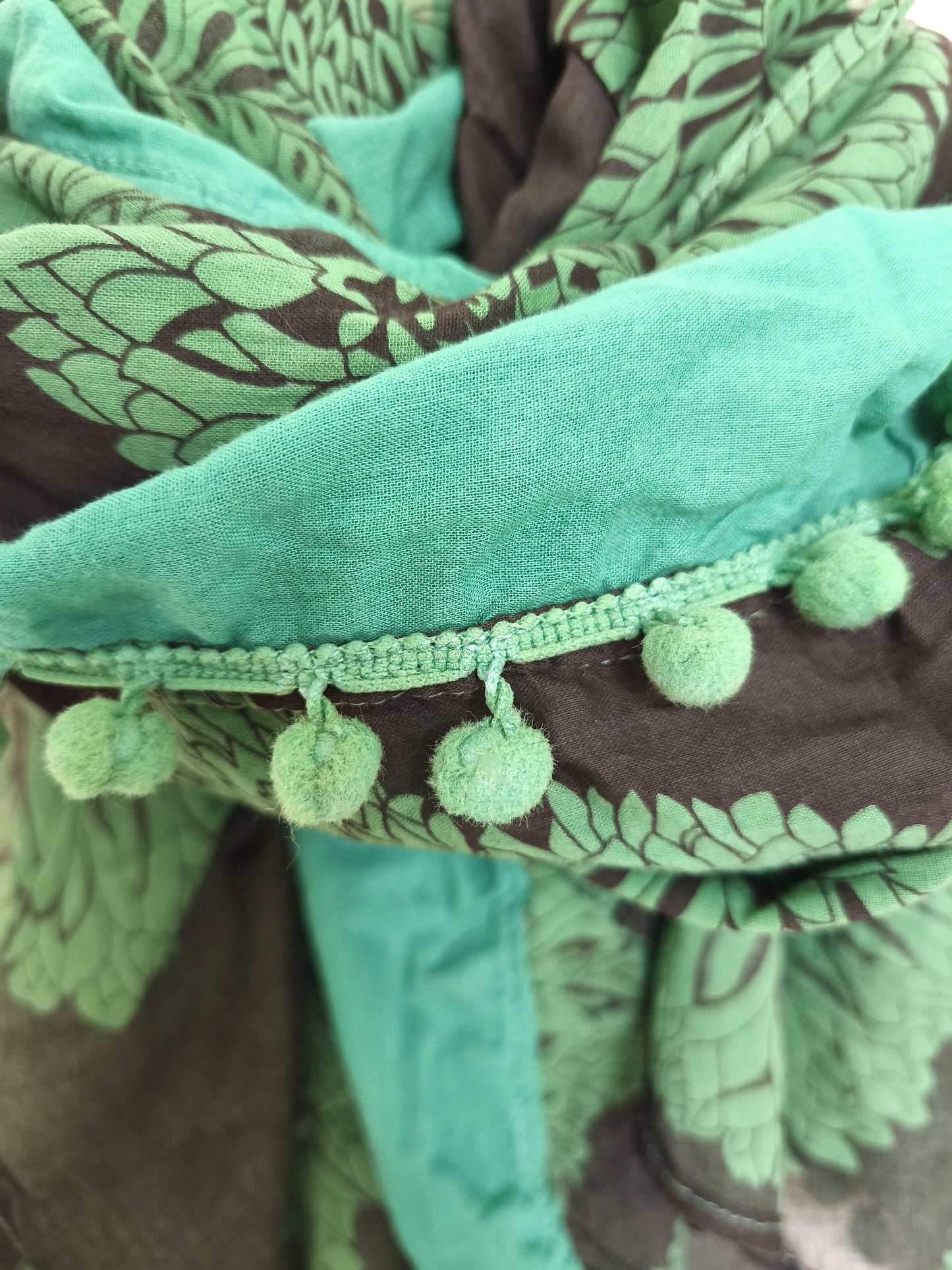 Chèche vert et noir