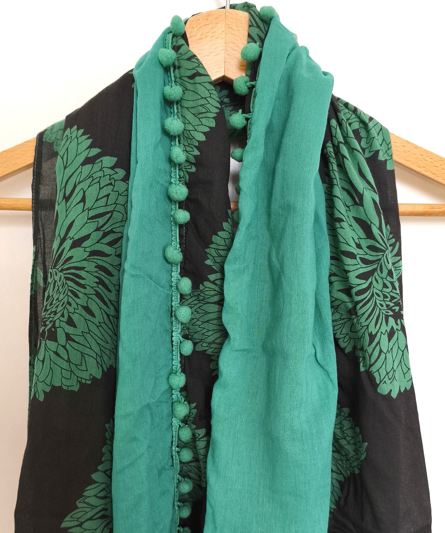 Chèche vert et noir