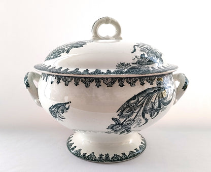 Soupière en terre de fer