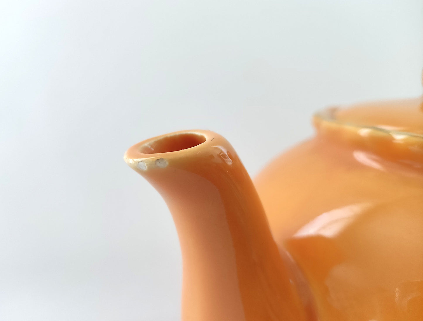 Théière rétro orange