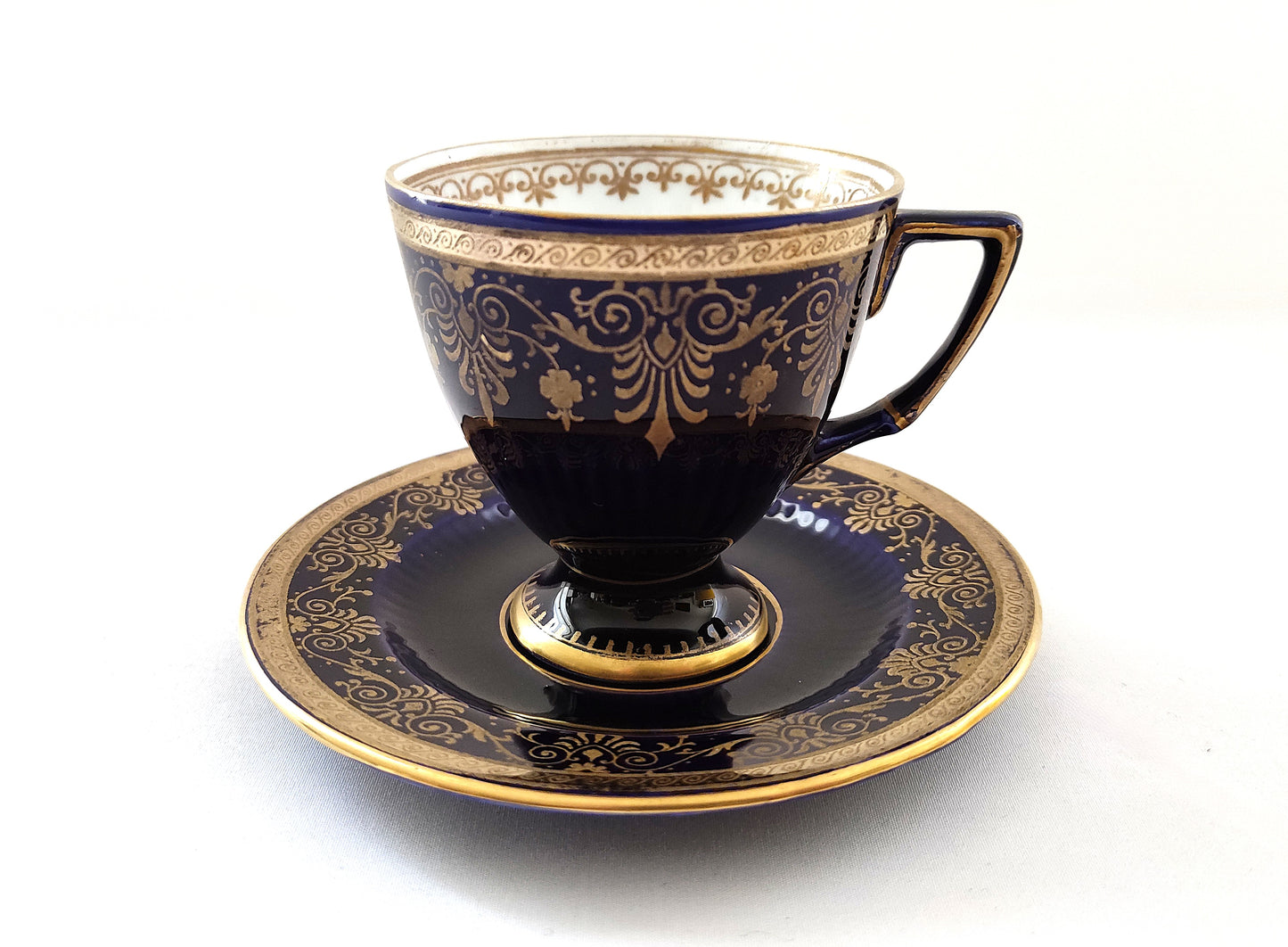 Service à café bleu cobalt et doré