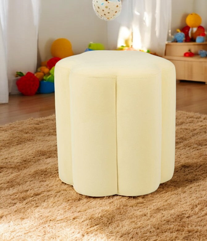 Pouf fleur jaune
